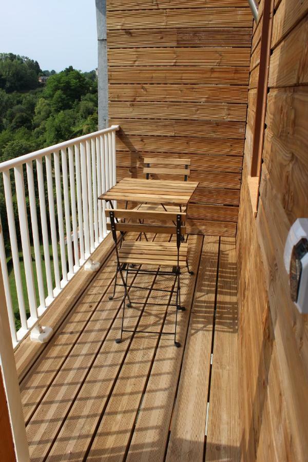 Bel Appartement Avec Vue Sur Vezere Uzerche Eksteriør billede